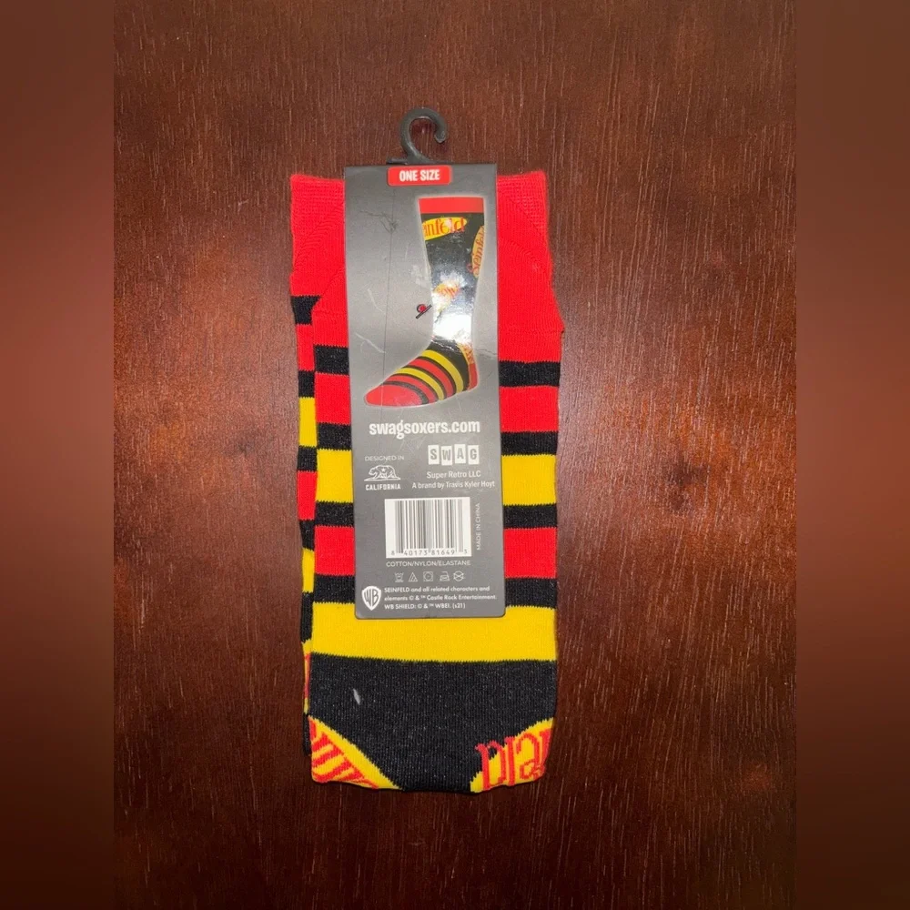 SEINFELD SWAG CREW SOCKS NWT MEN’S SHOE SIZE 6-12